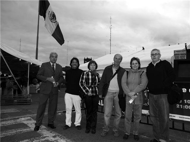 De izq. a der., Antonio Cisneros, Luis Fernando Chueca, Erminia De Careolis, Emilio Coco, Maritza Cino Alvear y Víctor Rodríguez-Núñez.